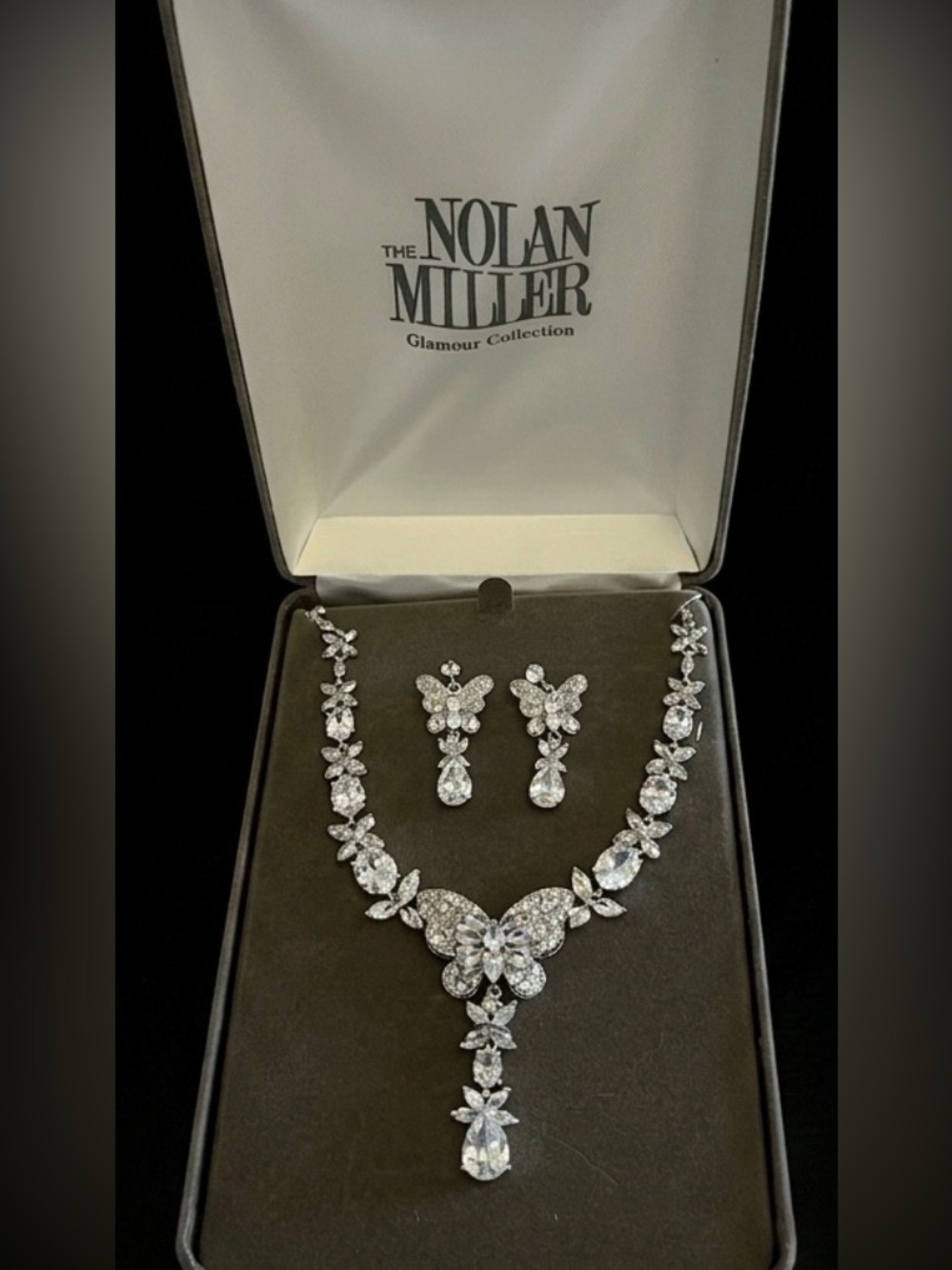 #327 NOLAN MILLER Glamour Collection Butterfly Necklace & Earrings Set